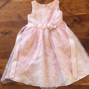 Youngland Light Pink Floral Dress size 6